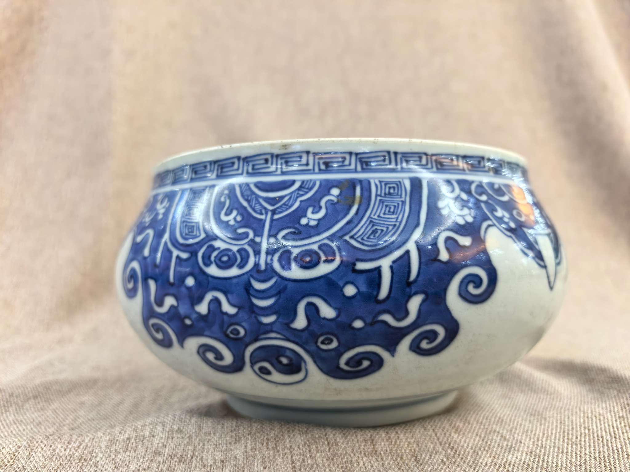 清 青花饕餐纹罗汉碗