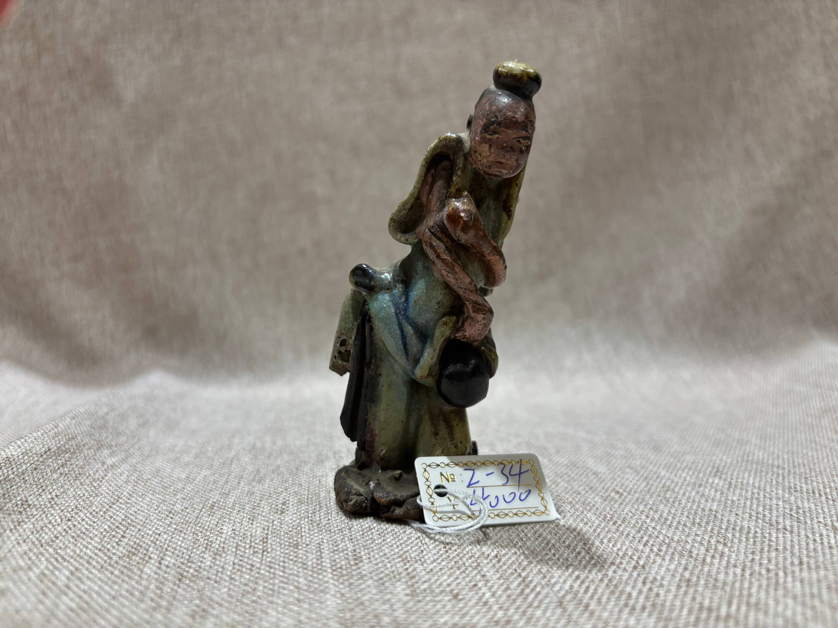 明 石湾窑人物瓷塑